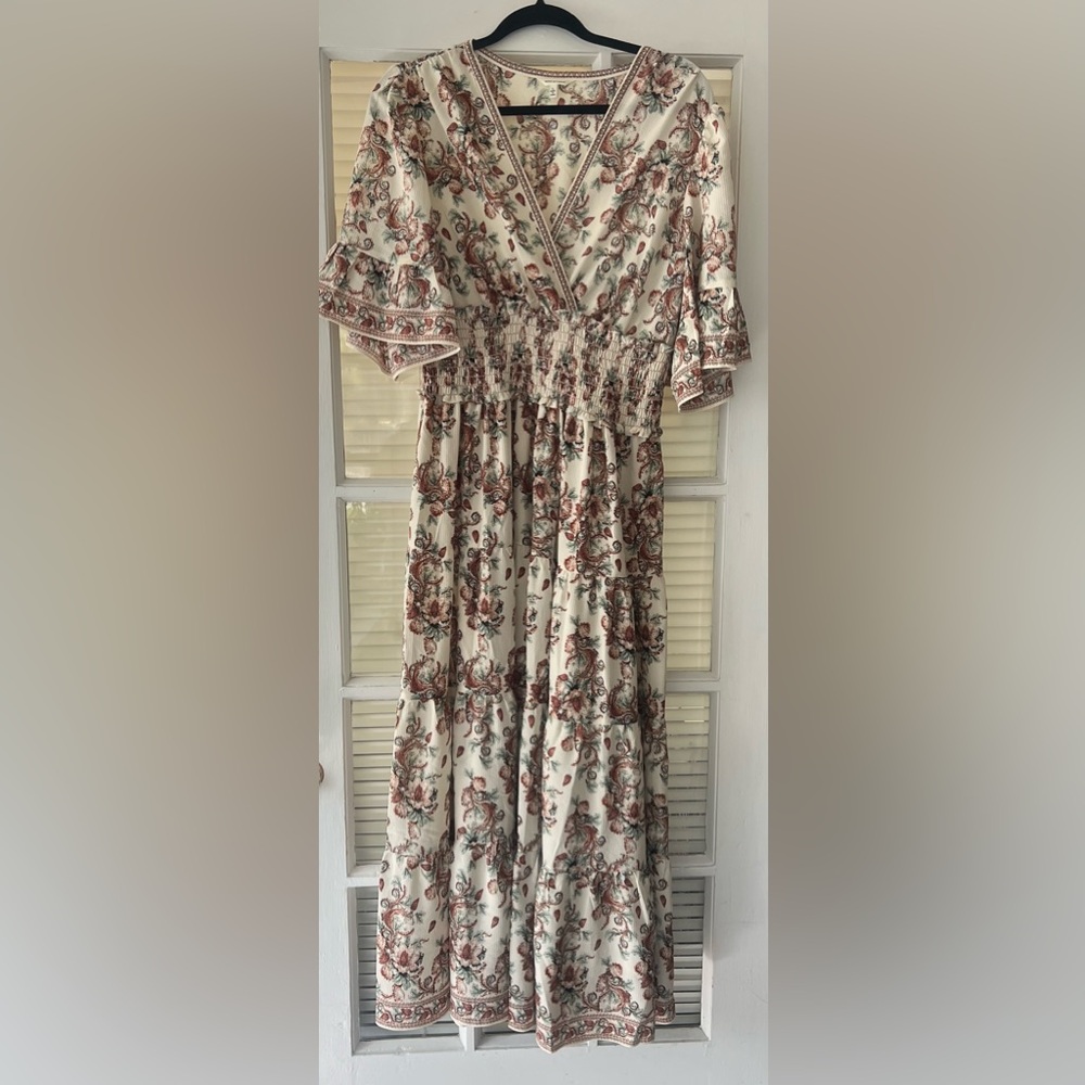 Max Studio Long Flowy Boho Print Maxi Dress.